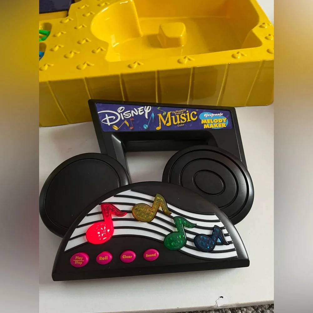 New Disney: The Wonderful World of Music Game Trivia cards, musical interactive